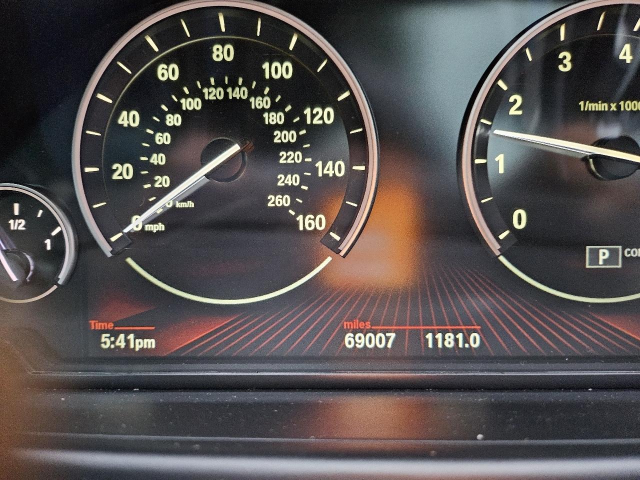 BMW 6-Series 650i Coupe 2012