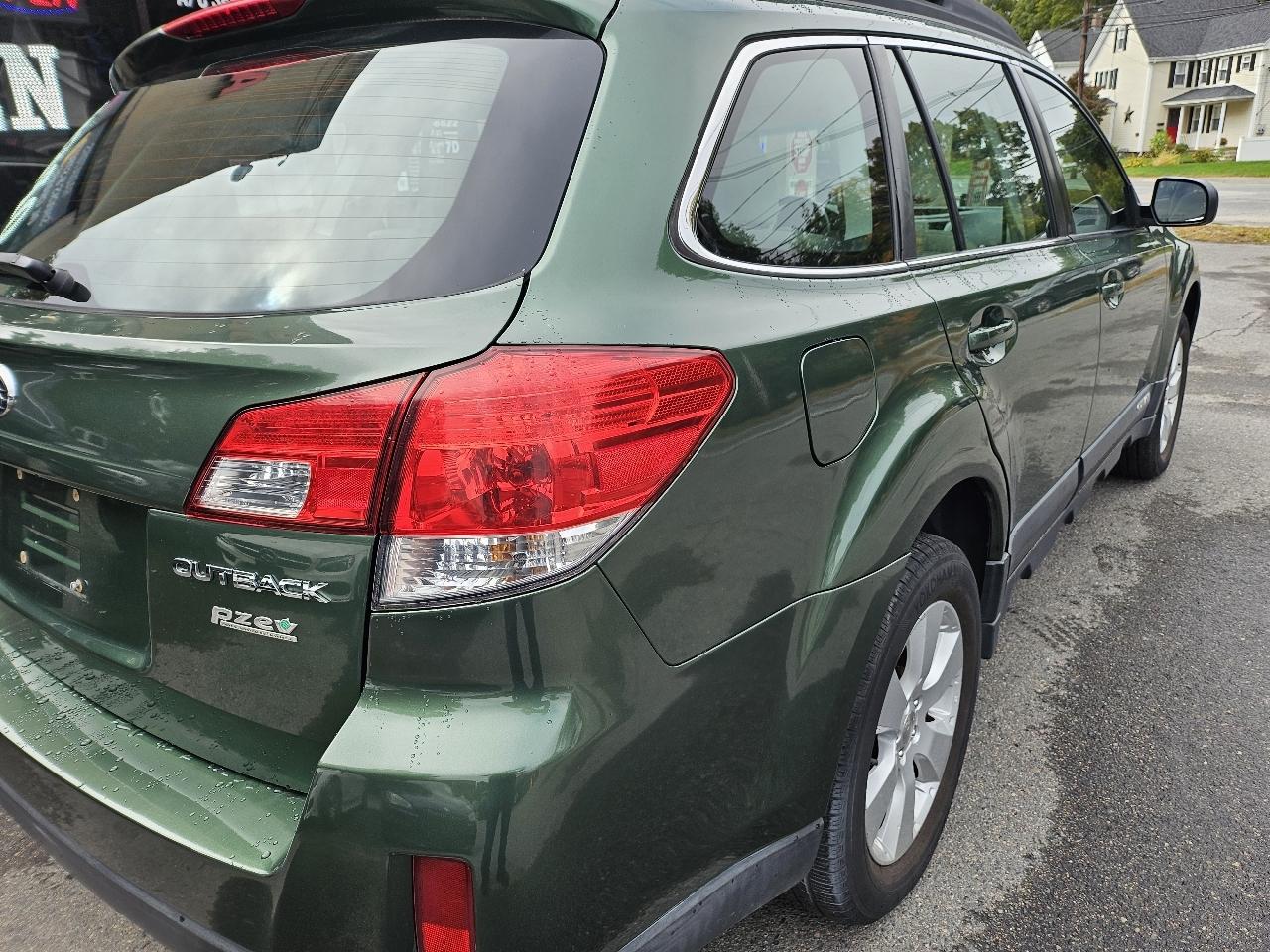 Subaru Outback 2.5i 2012
