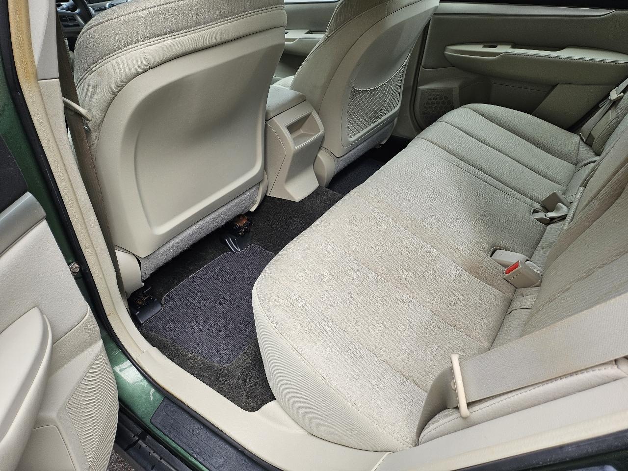 Subaru Outback 2.5i 2012