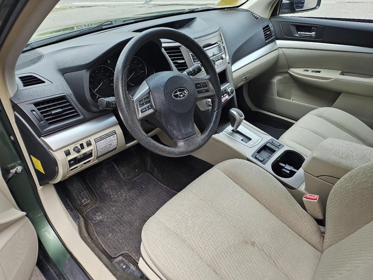 Subaru Outback 2.5i 2012
