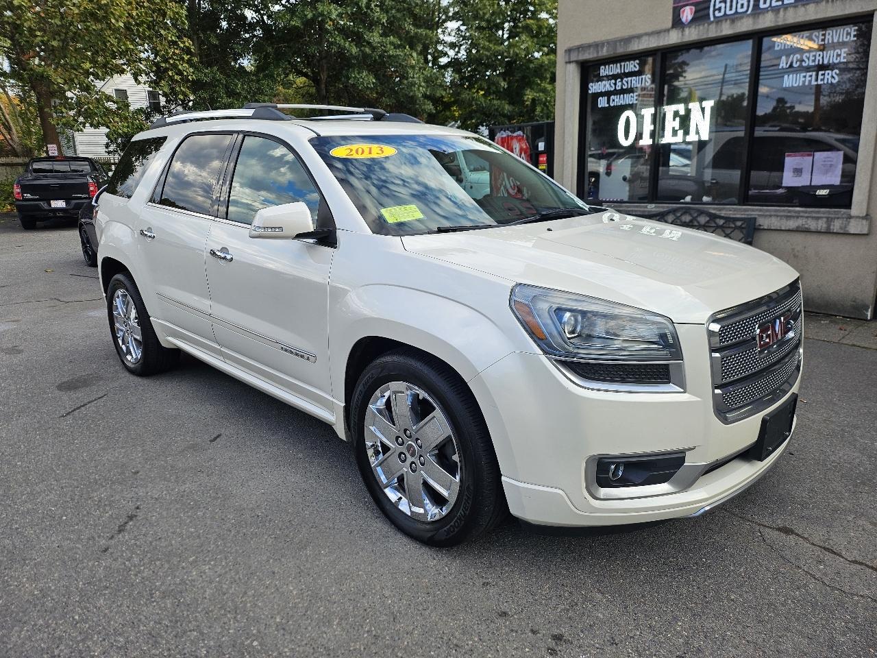 GMC Acadia Denali AWD 2013