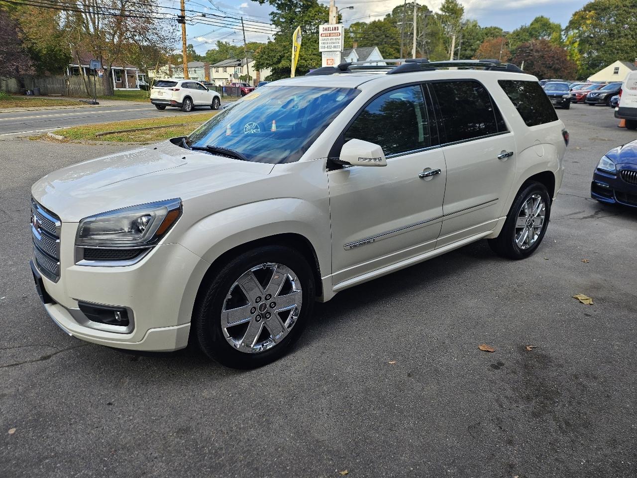 GMC Acadia Denali AWD 2013