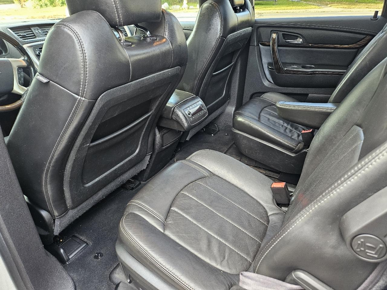 GMC Acadia Denali AWD 2013