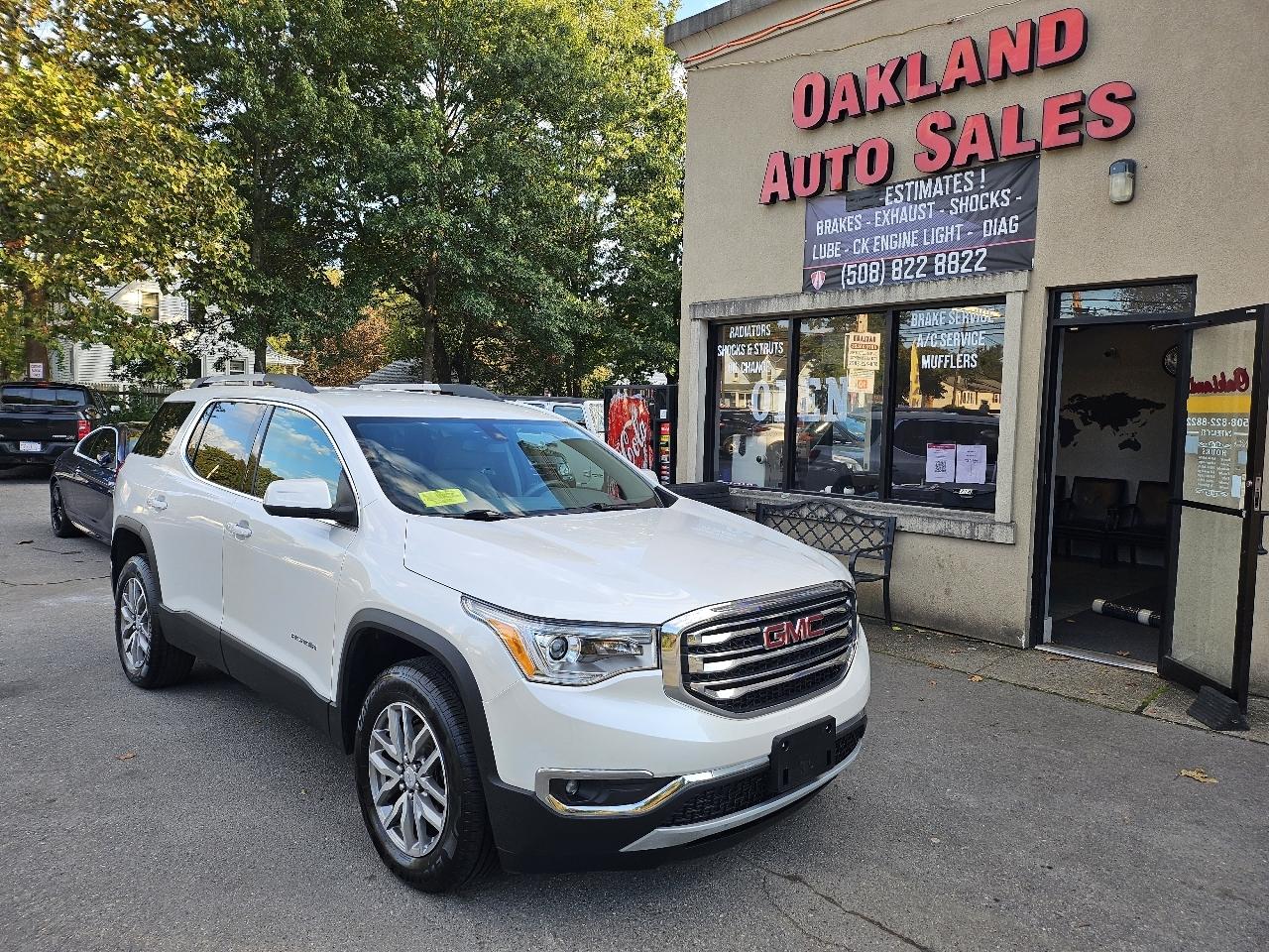 GMC Acadia SLE-2 AWD 2017