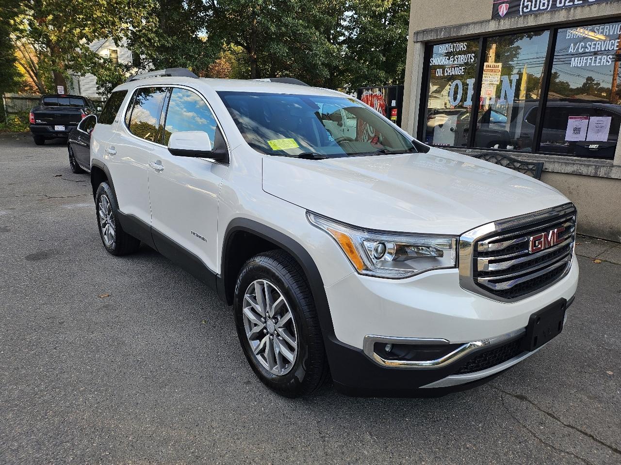 GMC Acadia SLE-2 AWD 2017
