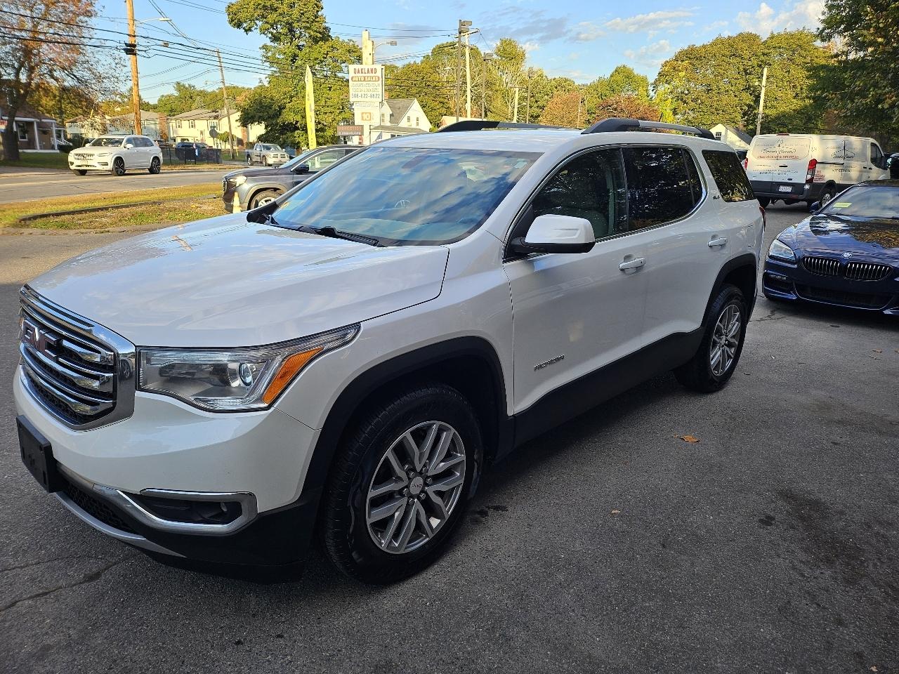 GMC Acadia SLE-2 AWD 2017