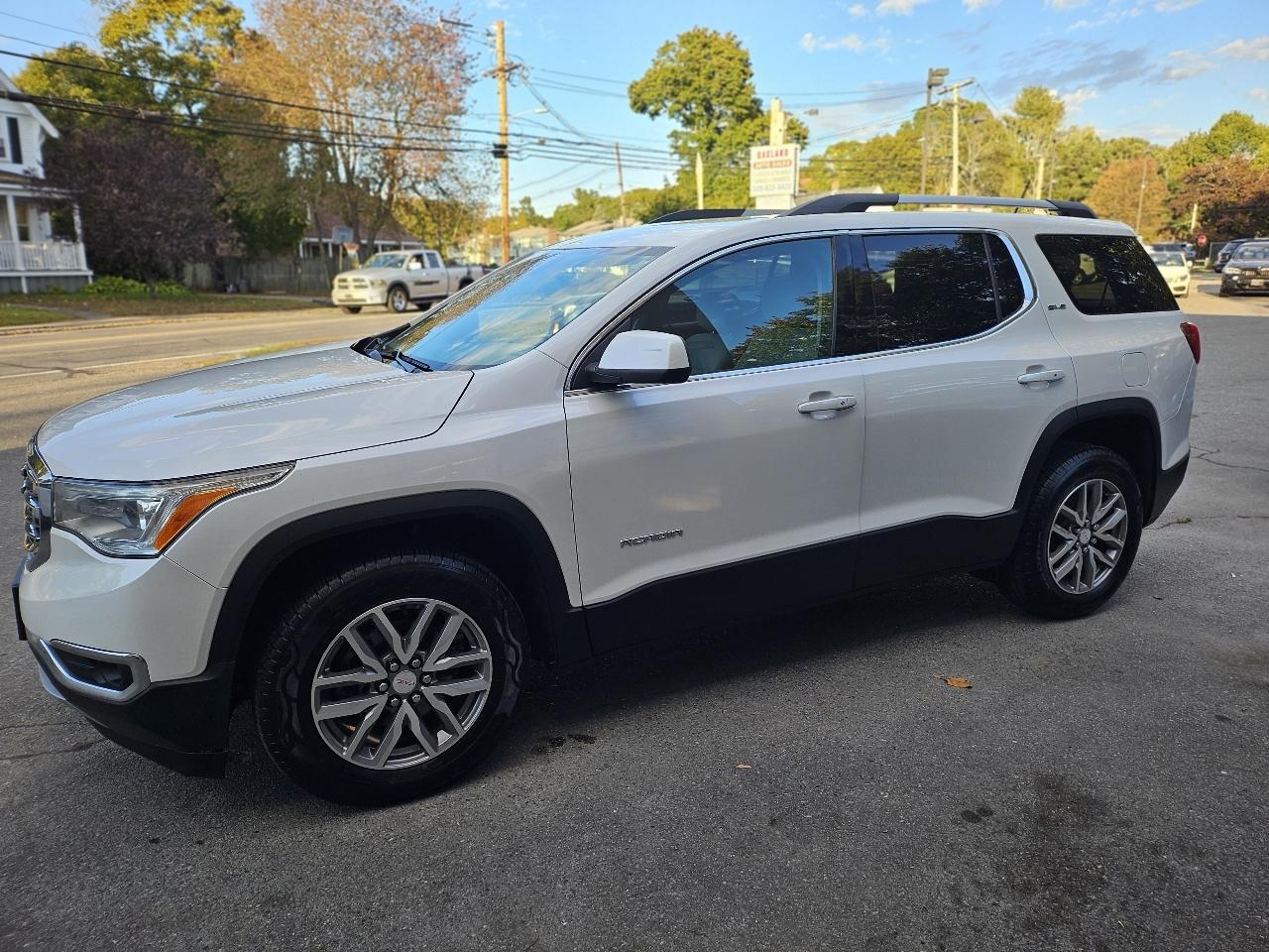 GMC Acadia SLE-2 AWD 2017