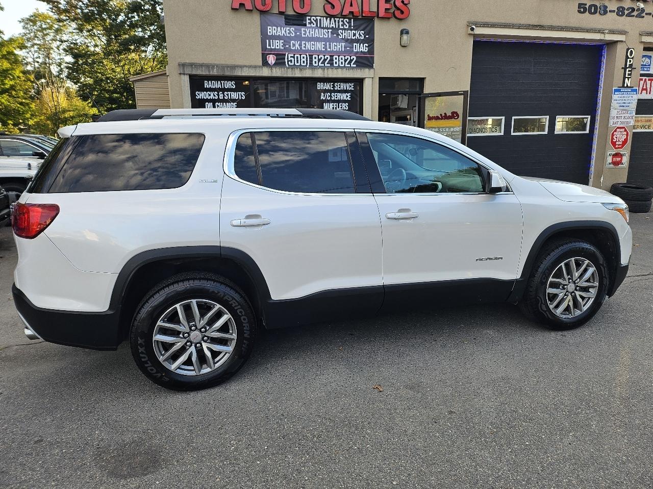 GMC Acadia SLE-2 AWD 2017