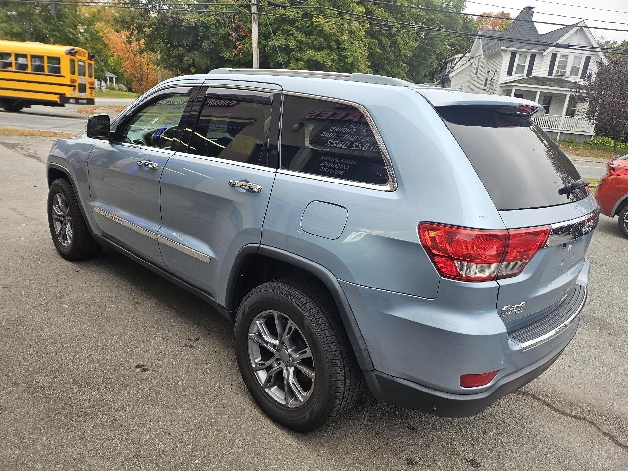 Jeep Grand Cherokee Limited 4WD 2012