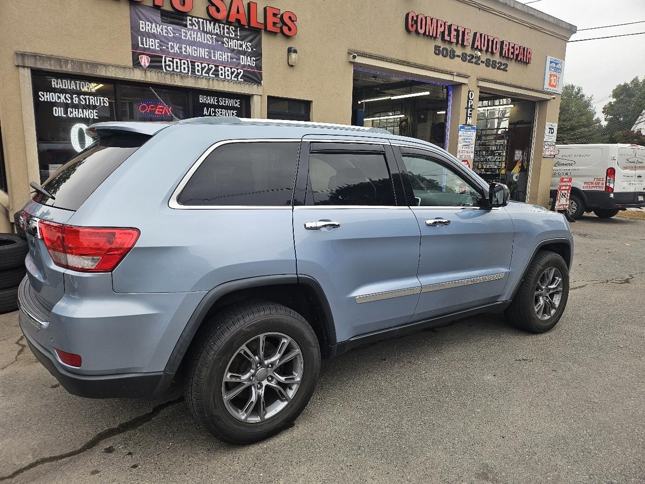 Jeep Grand Cherokee Limited 4WD 2012