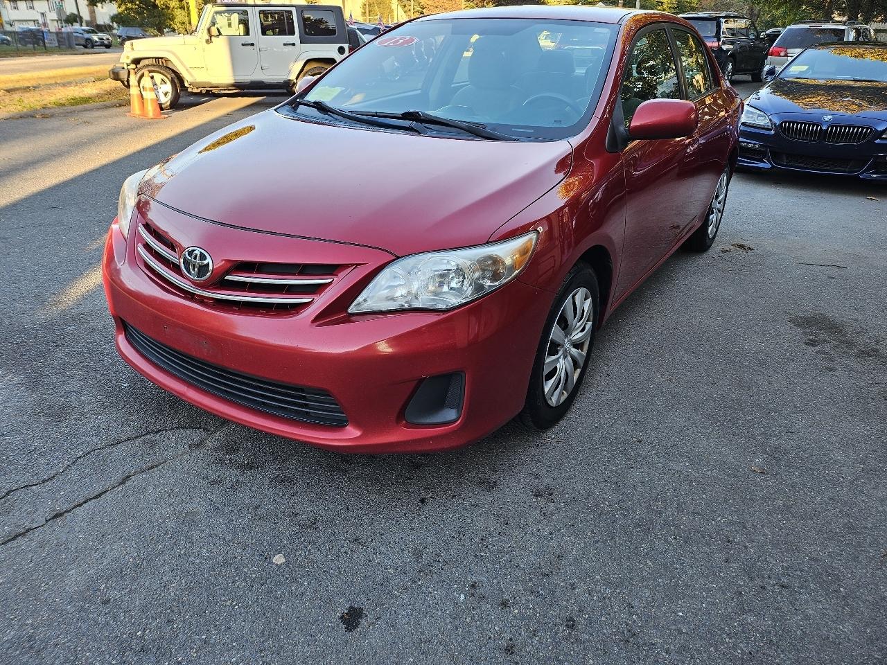 Toyota Corolla 4dr Sdn Auto LE (Natl) 2013
