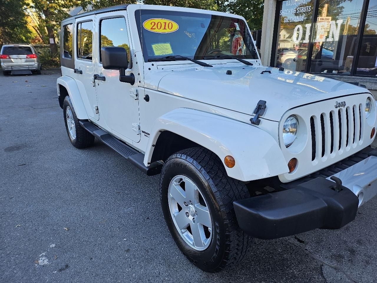Jeep Wrangler Unlimited Sahara 4WD 2010