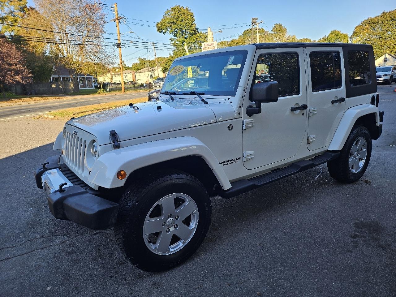 Jeep Wrangler Unlimited Sahara 4WD 2010
