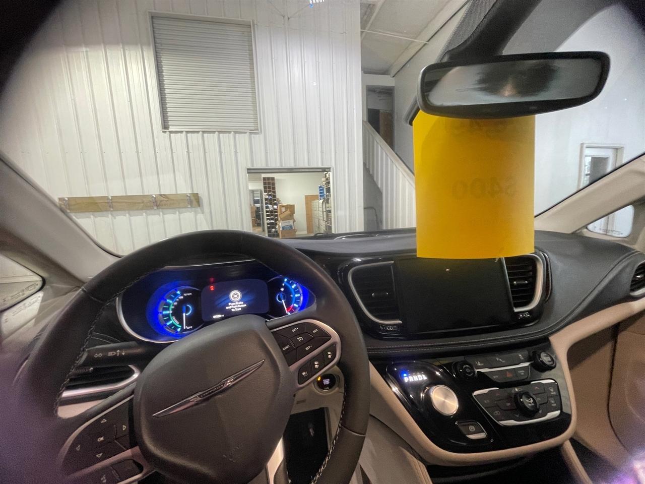 Chrysler Pacifica Hybrid Limited 2023