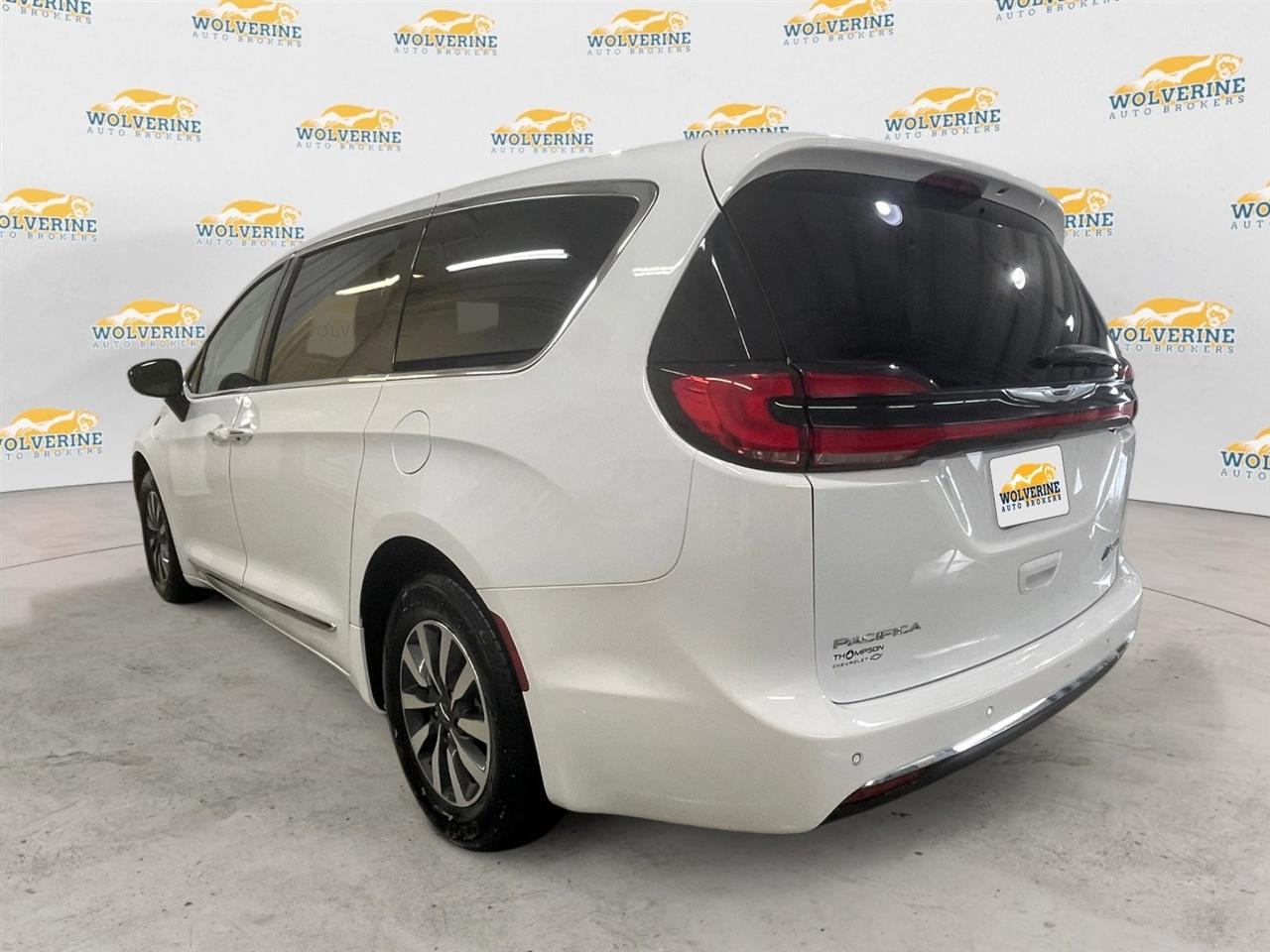 Chrysler Pacifica Hybrid Limited 2023
