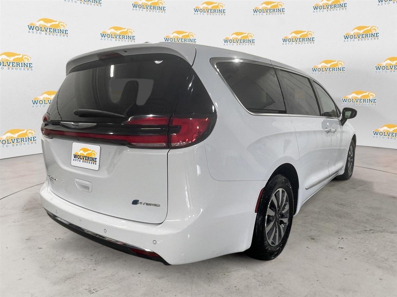 Chrysler Pacifica Hybrid Limited 2023