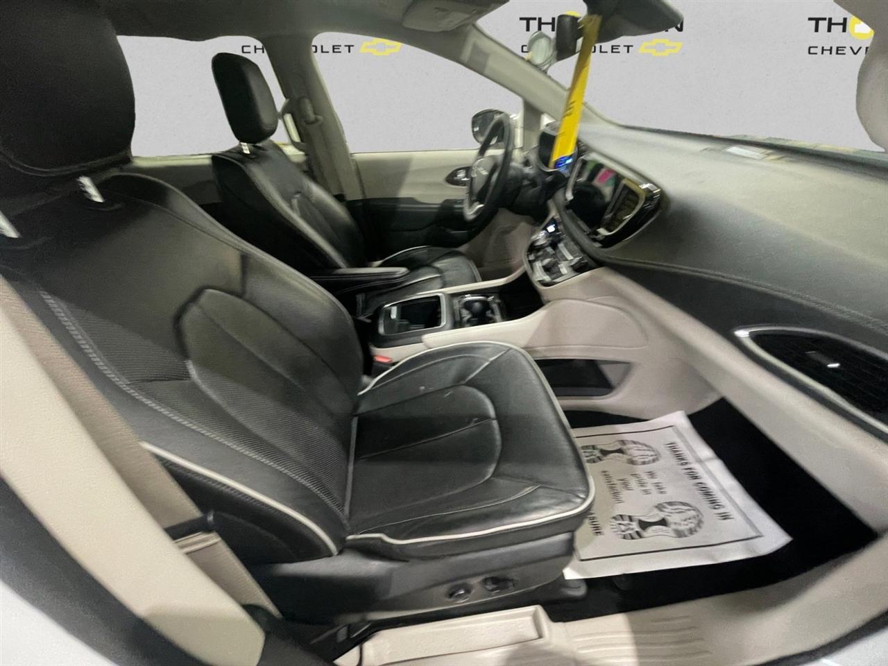 Chrysler Pacifica Hybrid Limited 2023