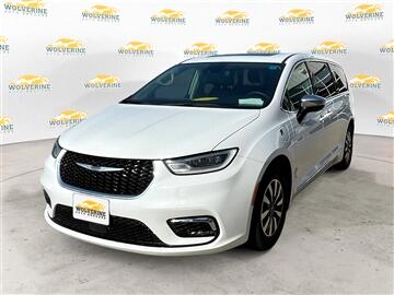2023 Chrysler Pacifica Hybrid Limited