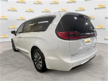 2023 Chrysler Pacifica Hybrid Limited