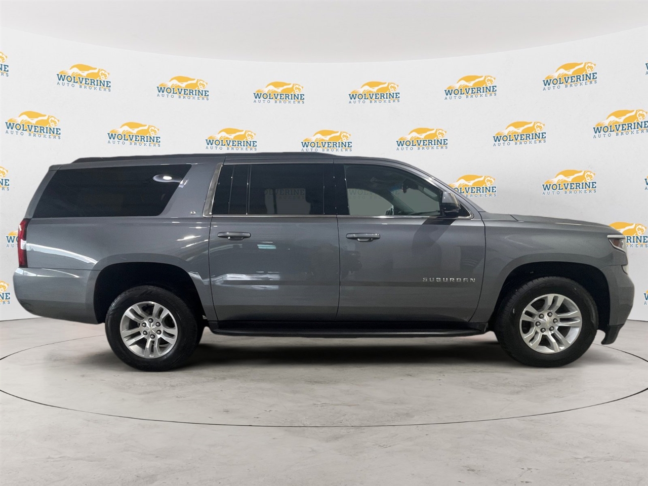Chevrolet Suburban LT 4WD 2019