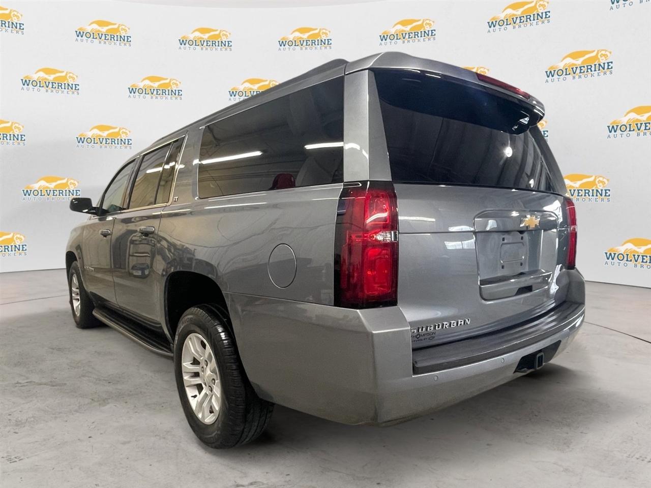 Chevrolet Suburban LT 4WD 2019