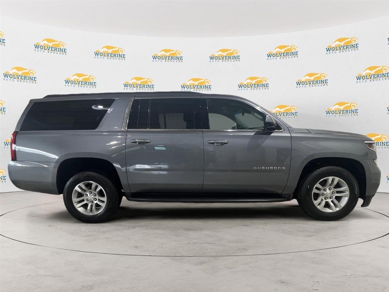 Chevrolet Suburban LT 4WD 2019