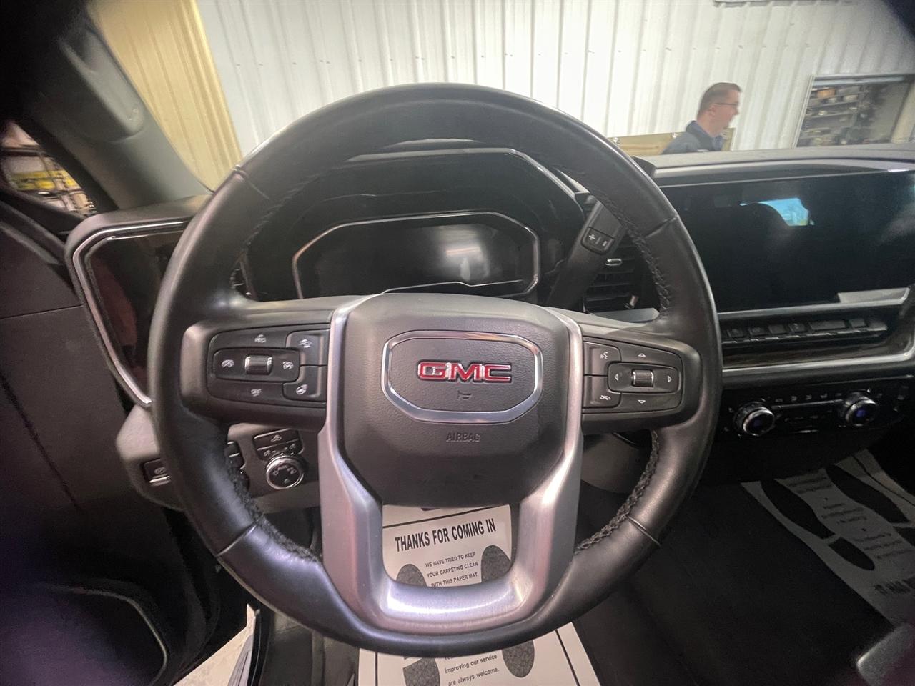 GMC Sierra 1500 SLE Crew Cab 4WD 2023