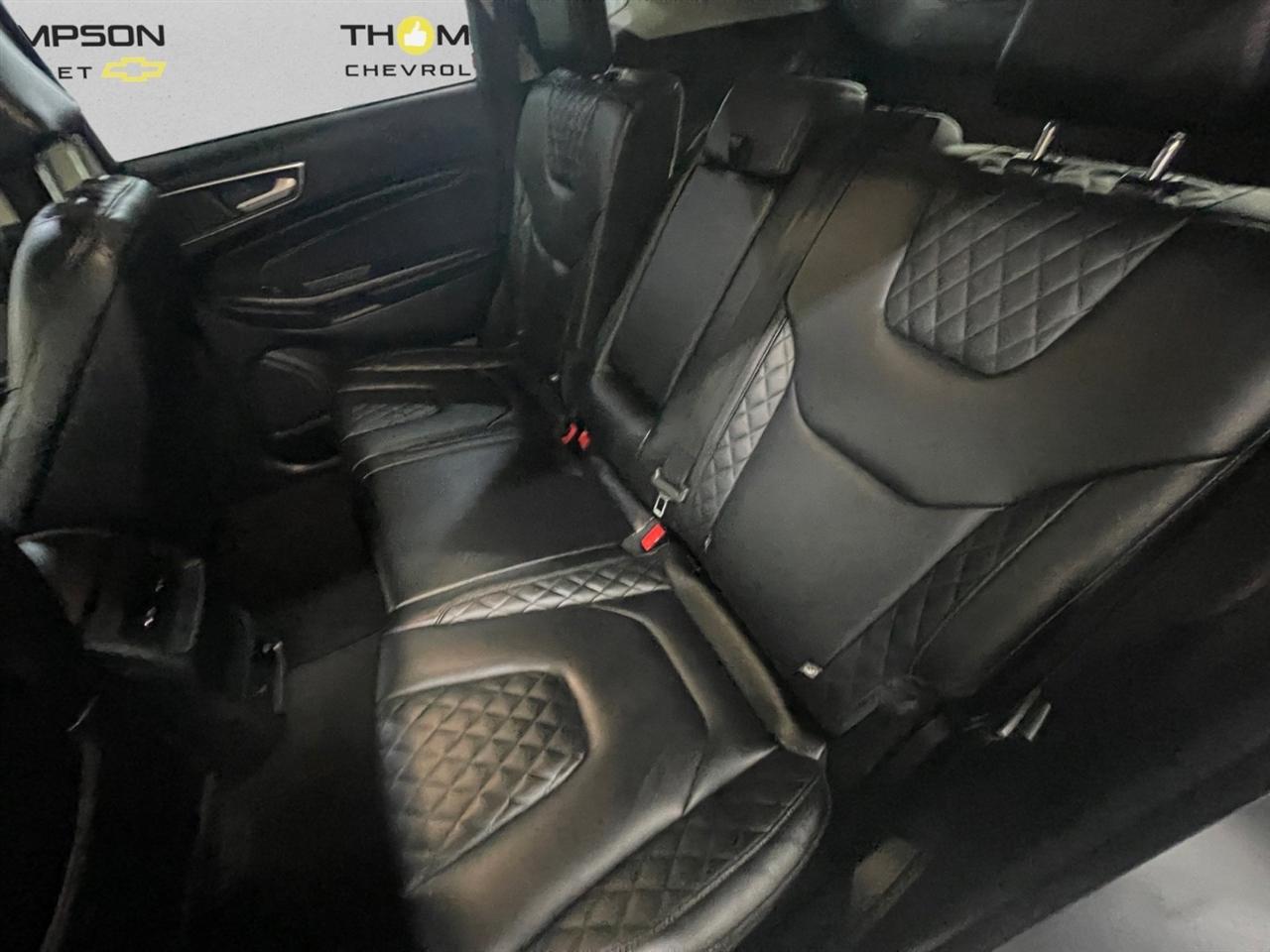 Ford Edge Titanium 2023