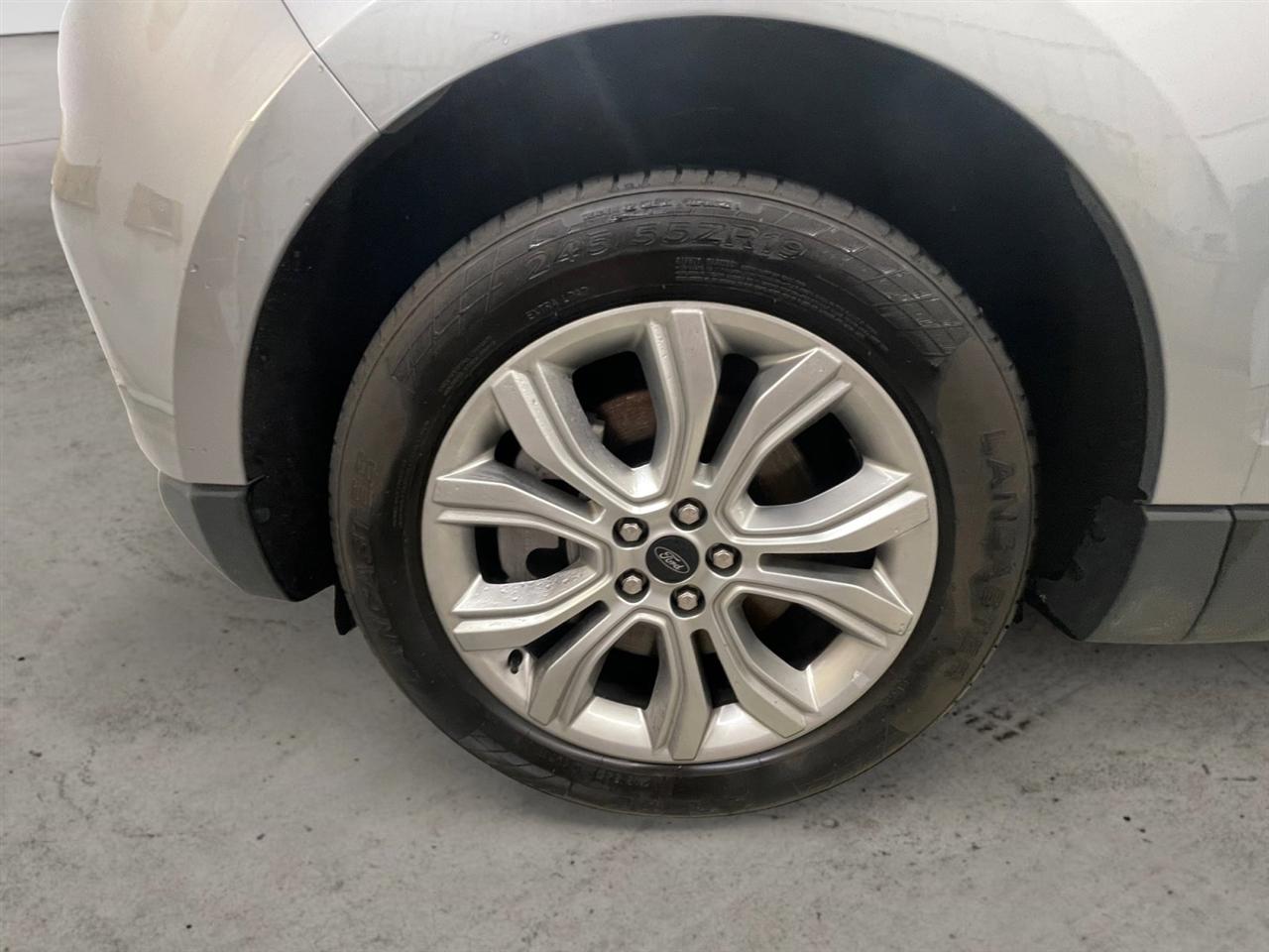 Ford Edge Titanium 2023