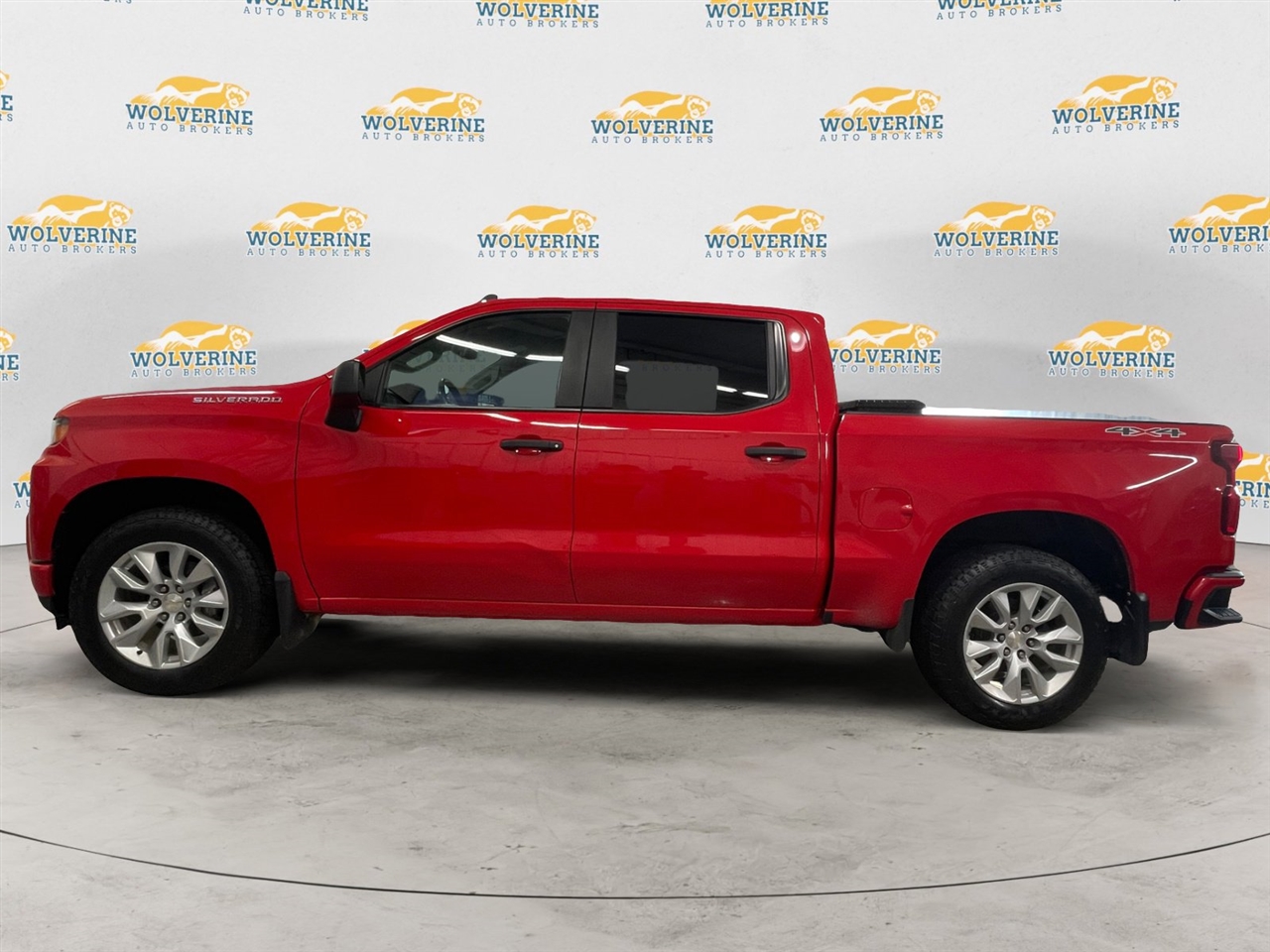 Chevrolet Silverado 1500 Custom Crew Cab Long Box 4WD 2021