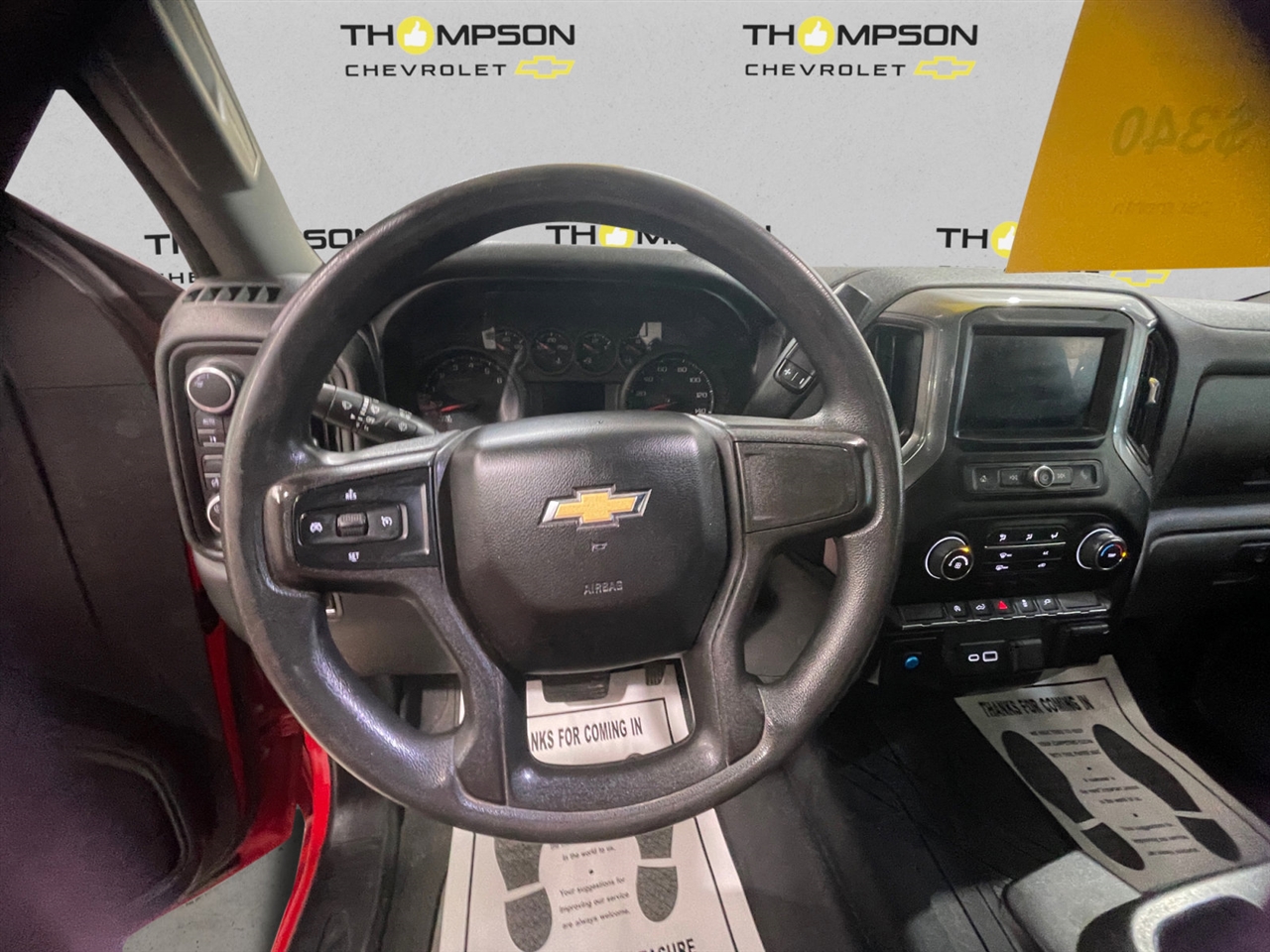 Chevrolet Silverado 1500 Custom Crew Cab Long Box 4WD 2021