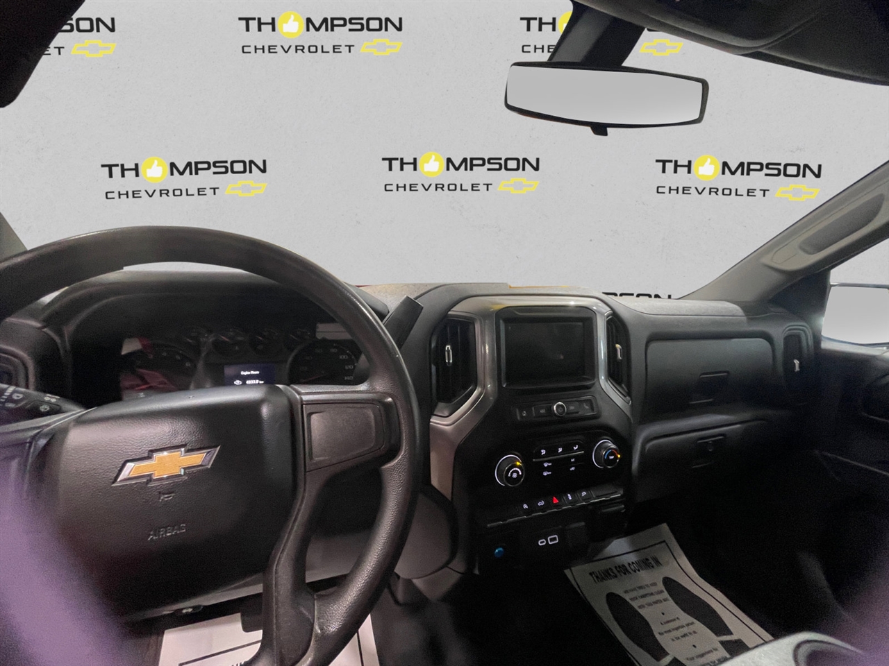 Chevrolet Silverado 1500 Custom Crew Cab Long Box 4WD 2021