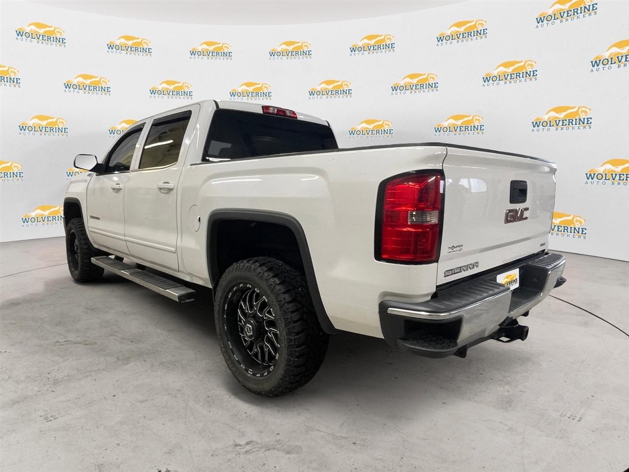 GMC Sierra 1500 SLE Crew Cab Long Box 4WD 2015