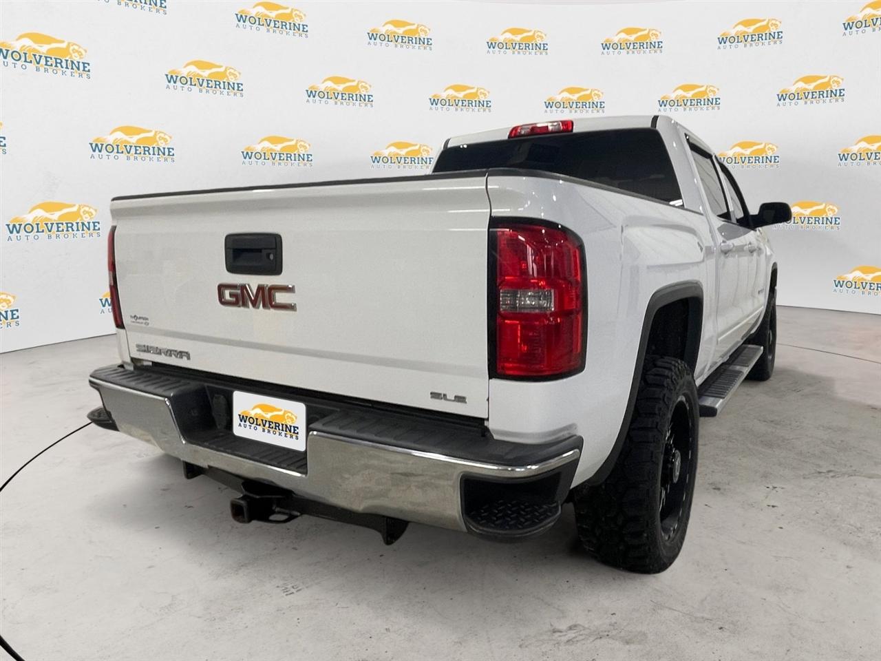 GMC Sierra 1500 SLE Crew Cab Long Box 4WD 2015