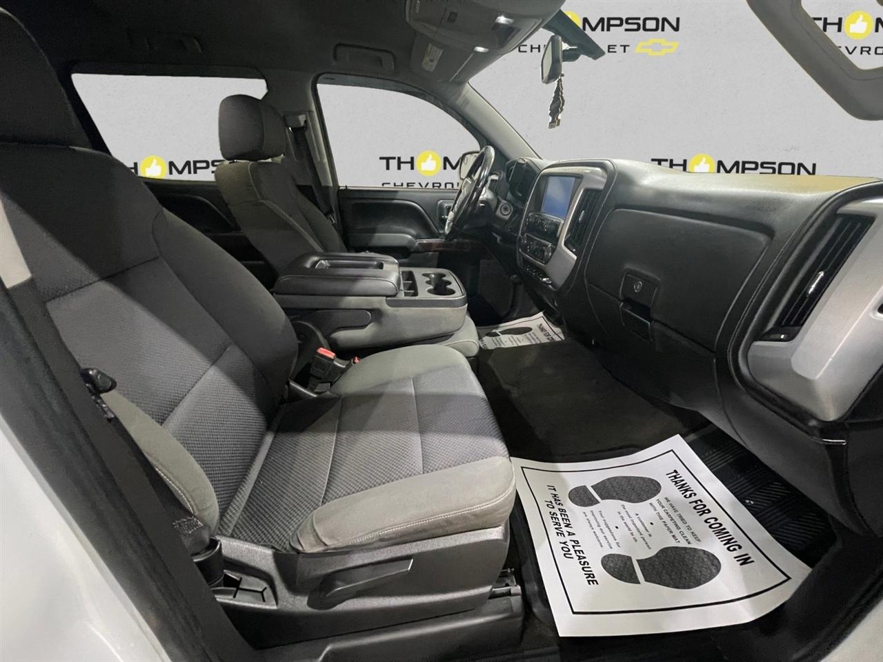 GMC Sierra 1500 SLE Crew Cab Long Box 4WD 2015