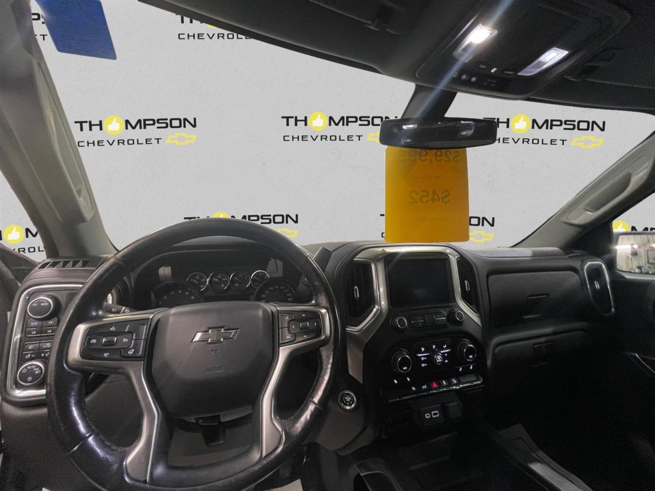Chevrolet Silverado 1500 RST Crew Cab 4WD 2021