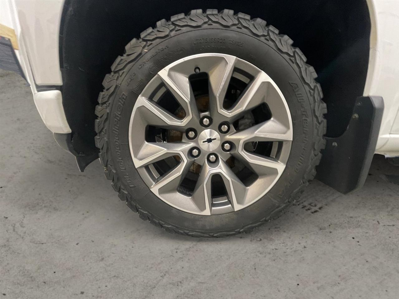 Chevrolet Silverado 1500 RST Crew Cab 4WD 2021