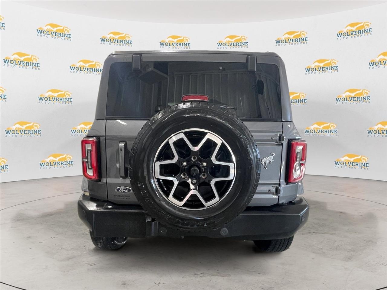 Ford Bronco Outer Banks 4-Door 2024