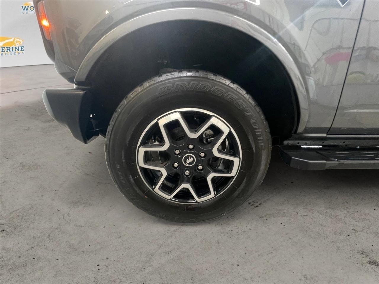 Ford Bronco Outer Banks 4-Door 2024