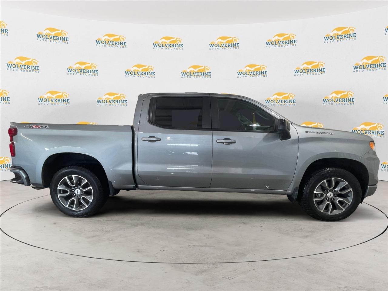 Chevrolet Silverado 1500 RST Crew Cab 4WD 2023
