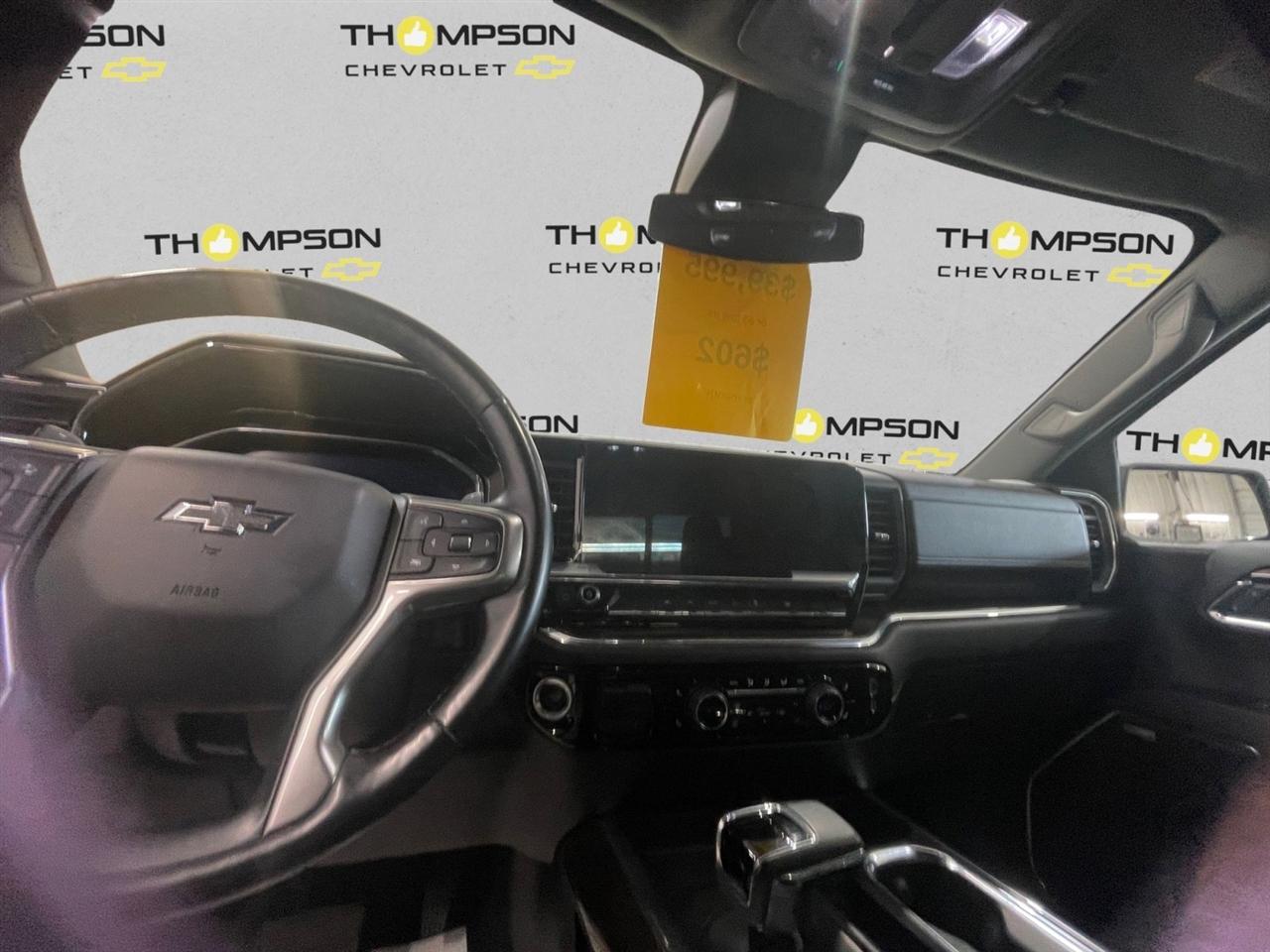 Chevrolet Silverado 1500 RST Crew Cab 4WD 2023