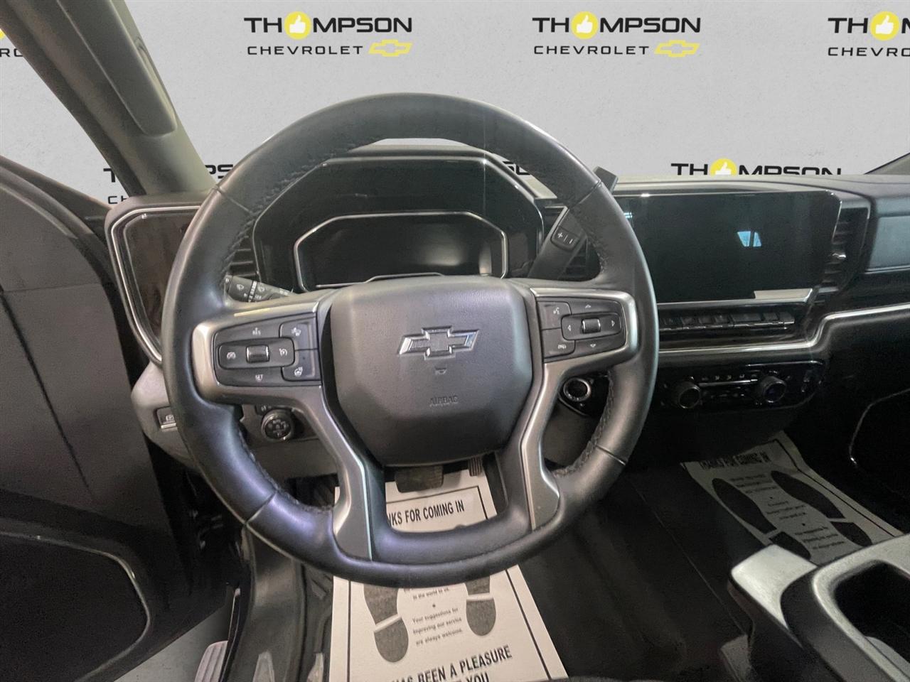 Chevrolet Silverado 1500 RST Crew Cab 4WD 2023