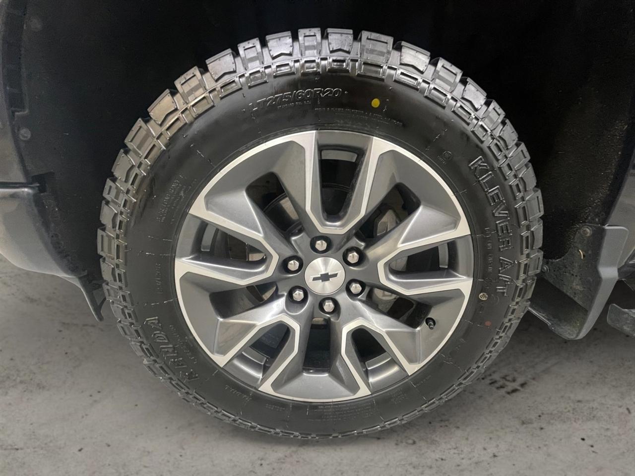 Chevrolet Silverado 1500 RST Crew Cab 4WD 2023