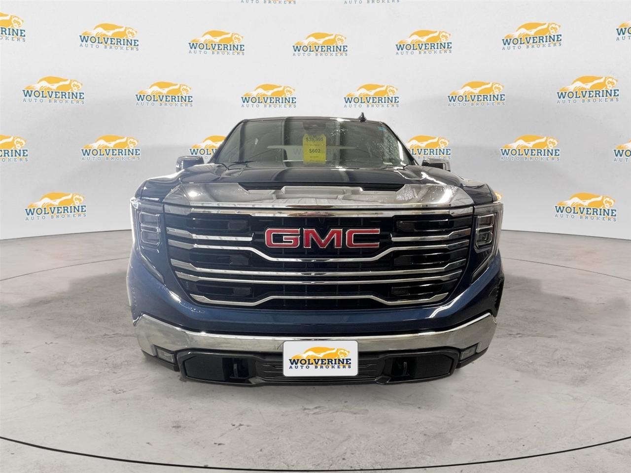 GMC Sierra 1500 SLT Crew Cab 4WD 2022