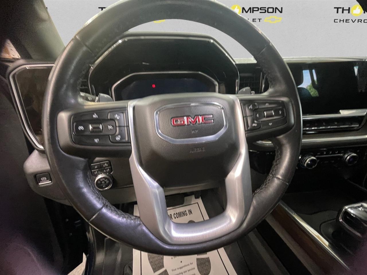 GMC Sierra 1500 SLT Crew Cab 4WD 2022