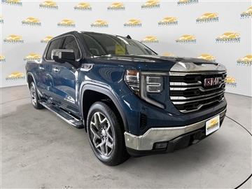 2022 GMC Sierra 1500 SLT Crew Cab 4WD