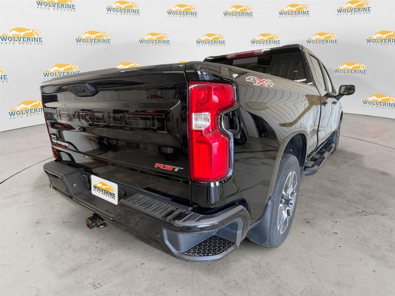 Chevrolet Silverado 1500 RST Crew Cab 4WD 2024