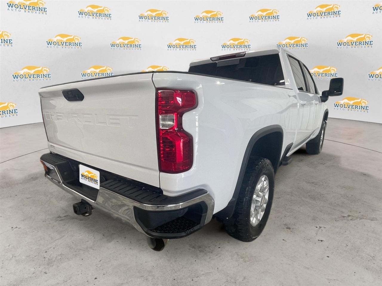 Chevrolet Silverado 3500HD LT Crew Cab 4WD 2024