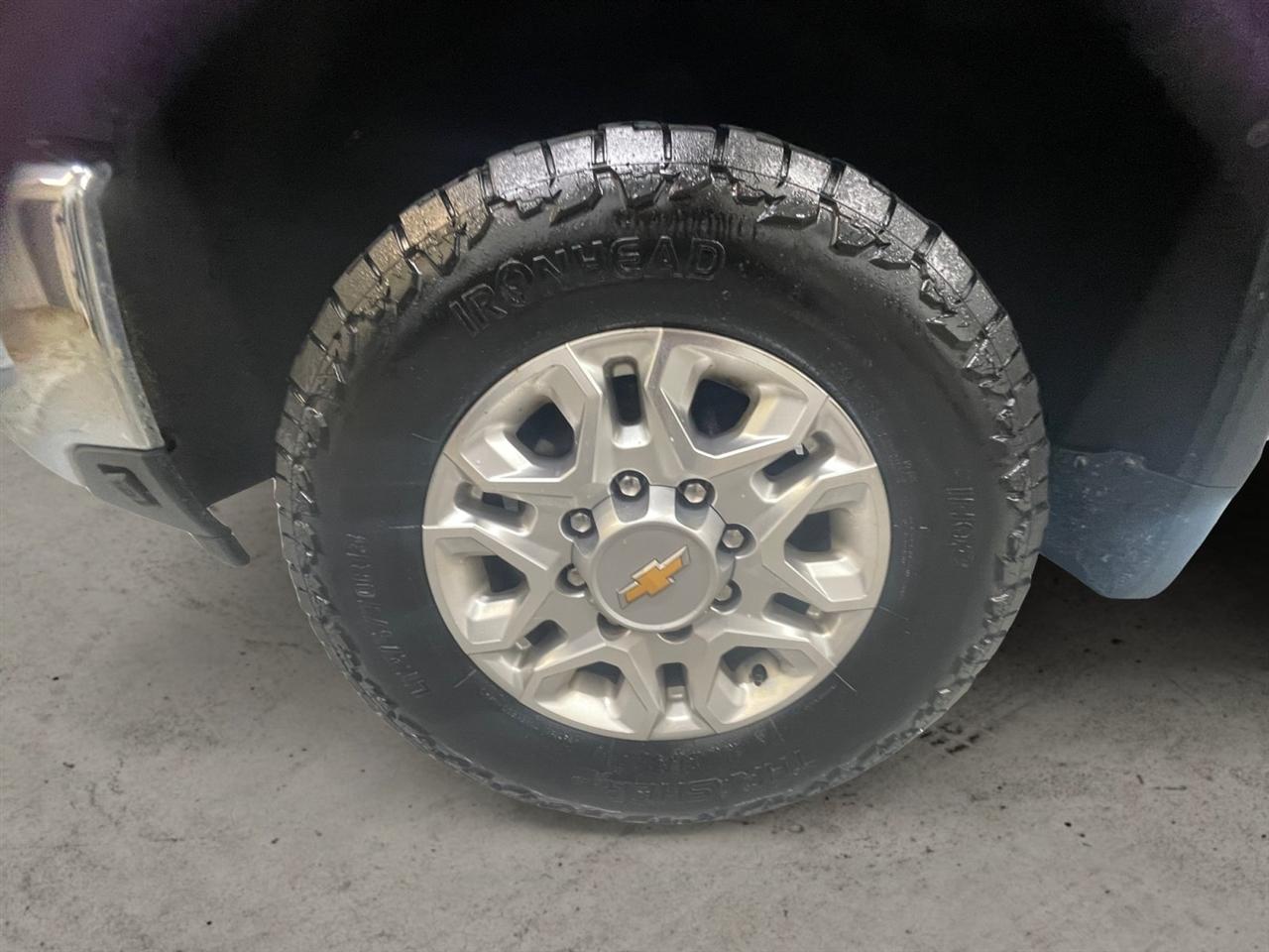Chevrolet Silverado 3500HD LT Crew Cab 4WD 2024