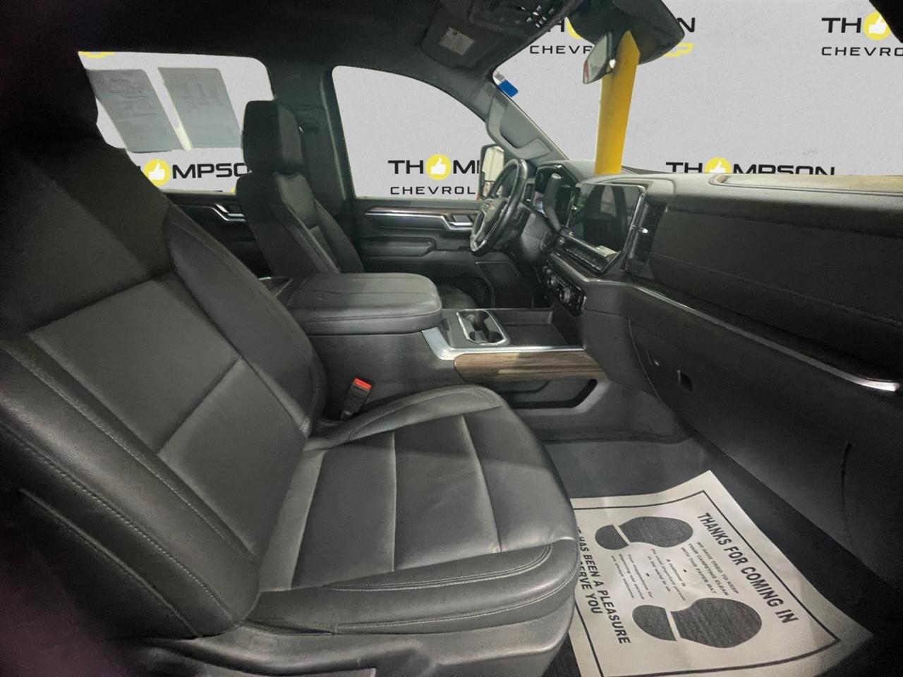 Chevrolet Silverado 3500HD LT Crew Cab 4WD 2024